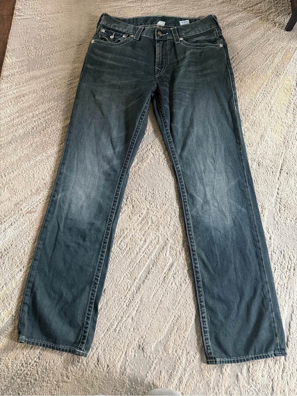 True Religion jeans straight leg flap pockets size 33